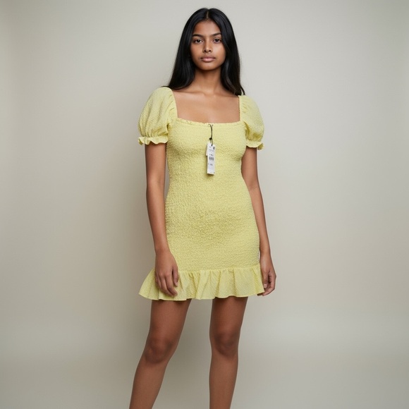 Zara Light Yellow Smocked Dress - Picture 1 of 6